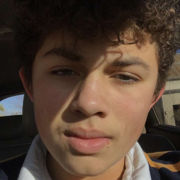 Meet your Posher, Alex - Picture 1 of 1